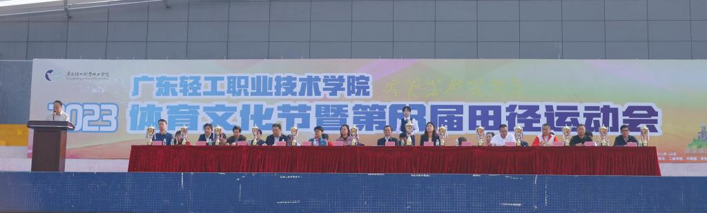 5F3D3B7DCF3960C23D010F0BCEF_8FF350BB_AA2A 5F3D3B7DCF3960C23D010F0BCEF_8FF350BB_AA2A