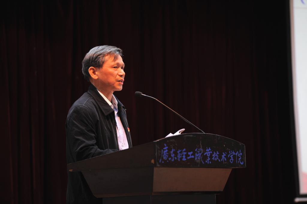 94511410FE4DCE02982D54A18DF_08D381B4_8914