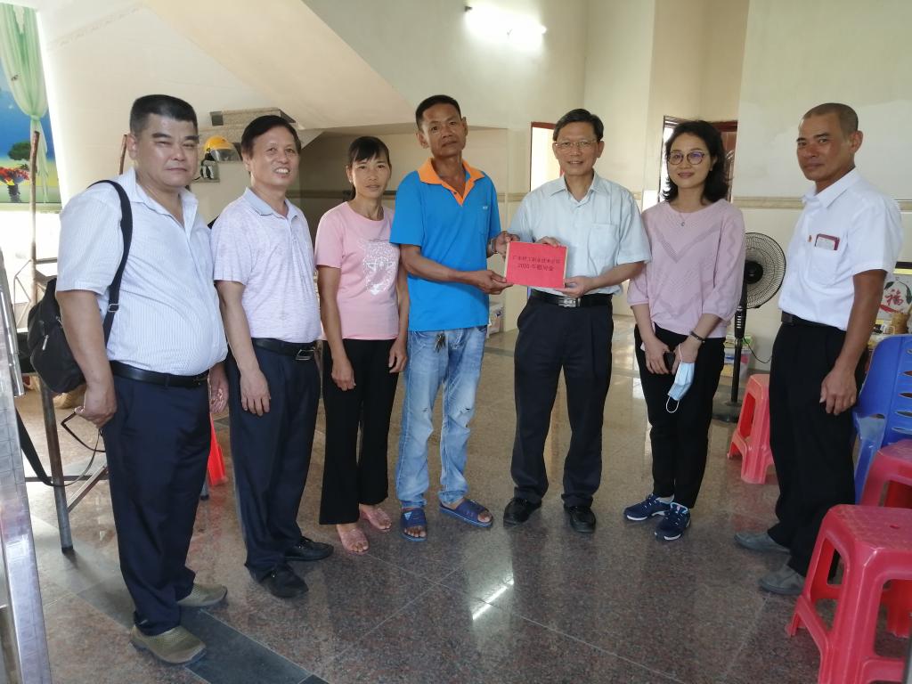 EDCBEBD407895FE5B3FDEDE0670_6833A4DB_18C6E