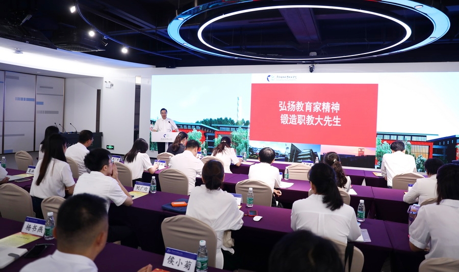 51647C18B6870106BA9DD6A08D9_4A936E15_51881