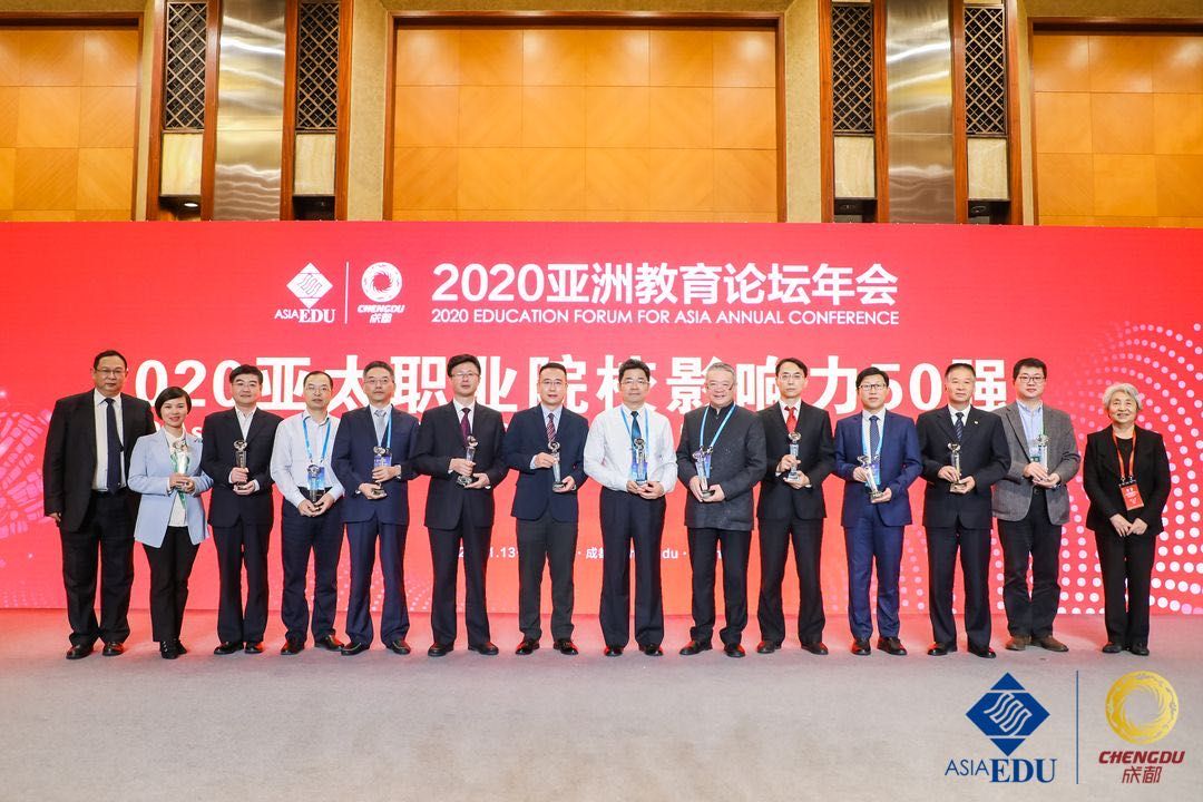 DB8AFC43705C8BEF50C9AE9114C_7EE51592_2424D