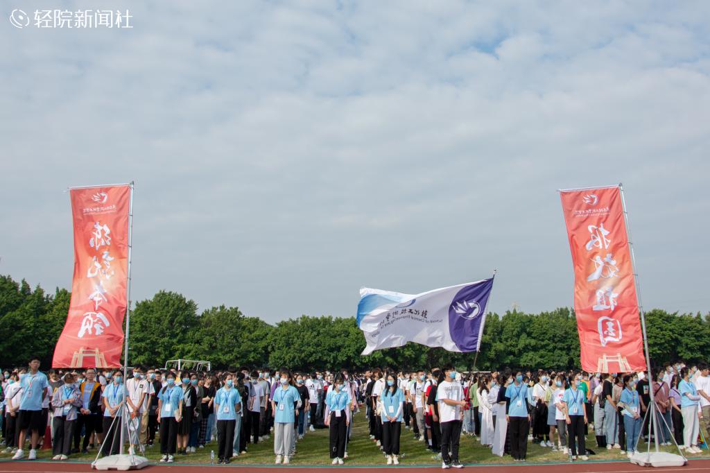 4C0305DB307AC55B1768E680E5A_44B9DF7B_15AED