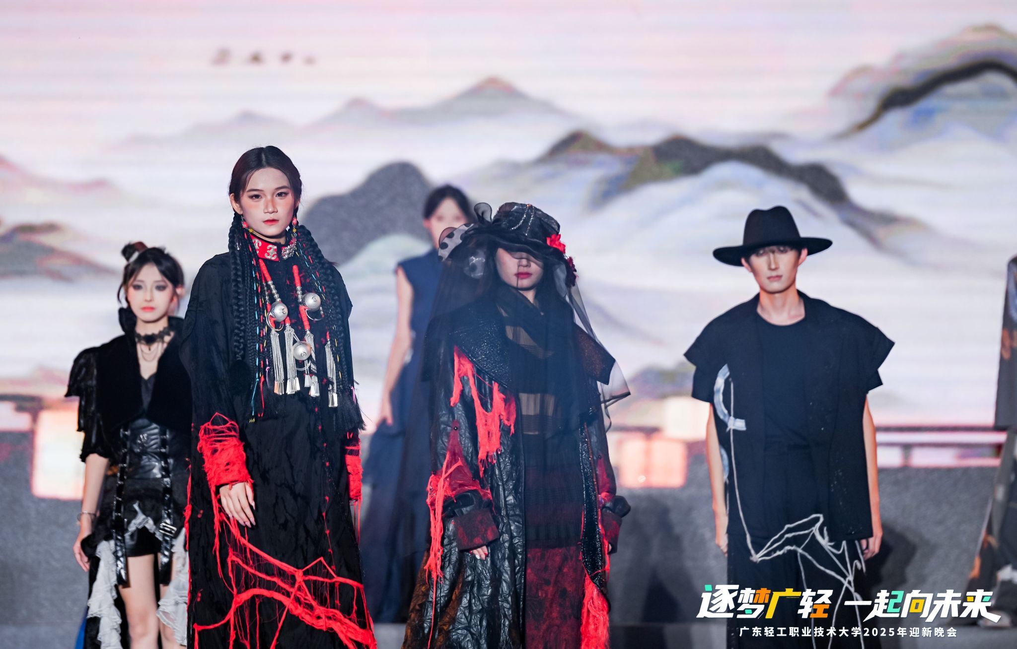 76C030D44E96F4769DC4204A08D_5513F156_430E5