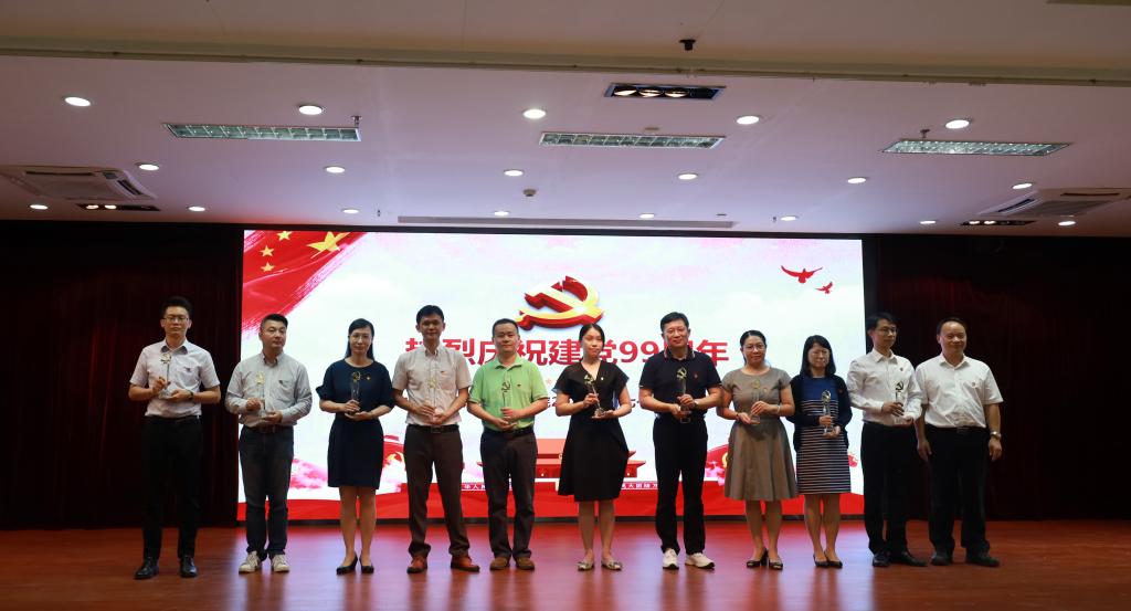 DBA1997775DABF619DCED79A461_CAD7228A_107EB