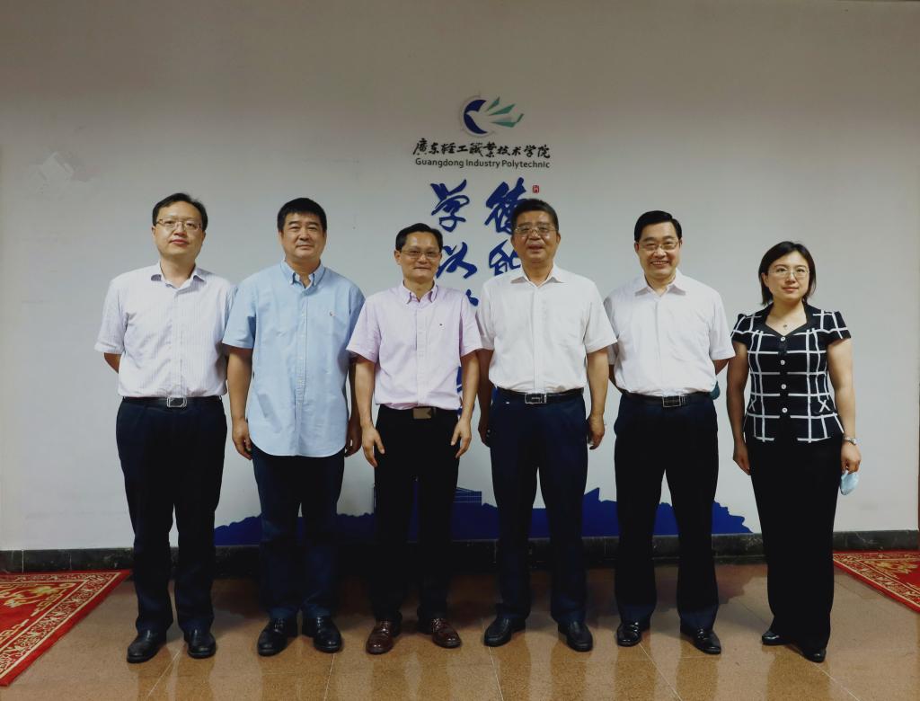 C2A88D7A143E0C144DAE2A63892_3CF14B6A_1197D