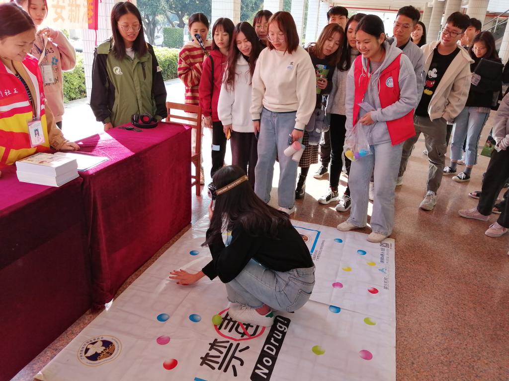 3F09B22972FF0E6BC304A861F8D_EB07F1AF_2000B