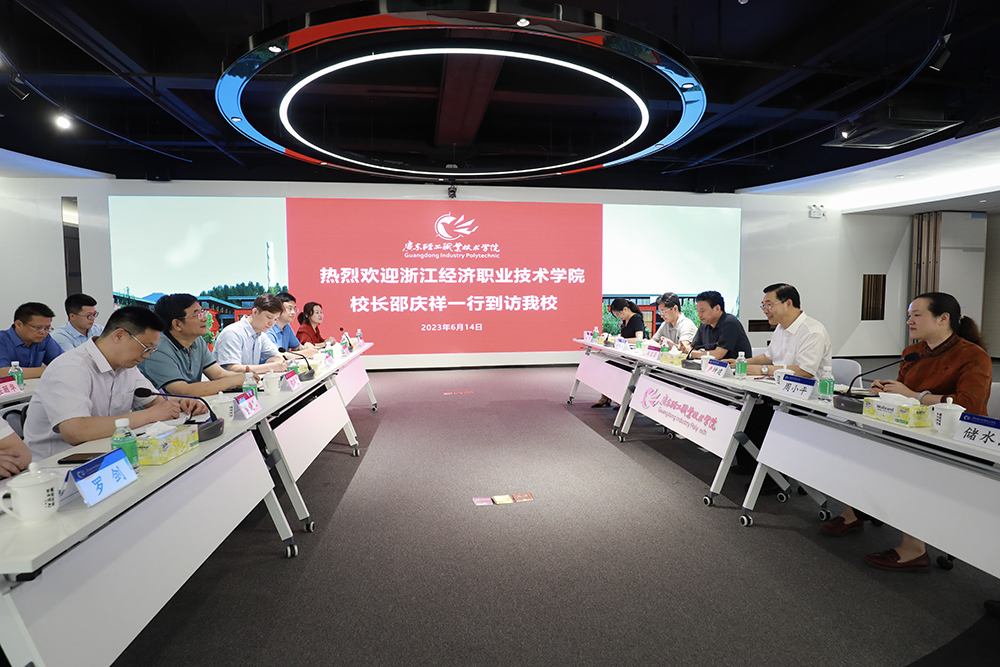 DBF368E2B5AE930F045BF04F2F2_0EF93029_8548C