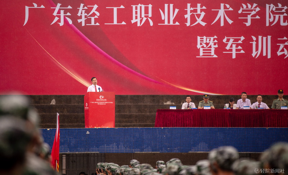 AF210DCFE9F67F6604AE01B9C27_5E6B1AA1_395AE