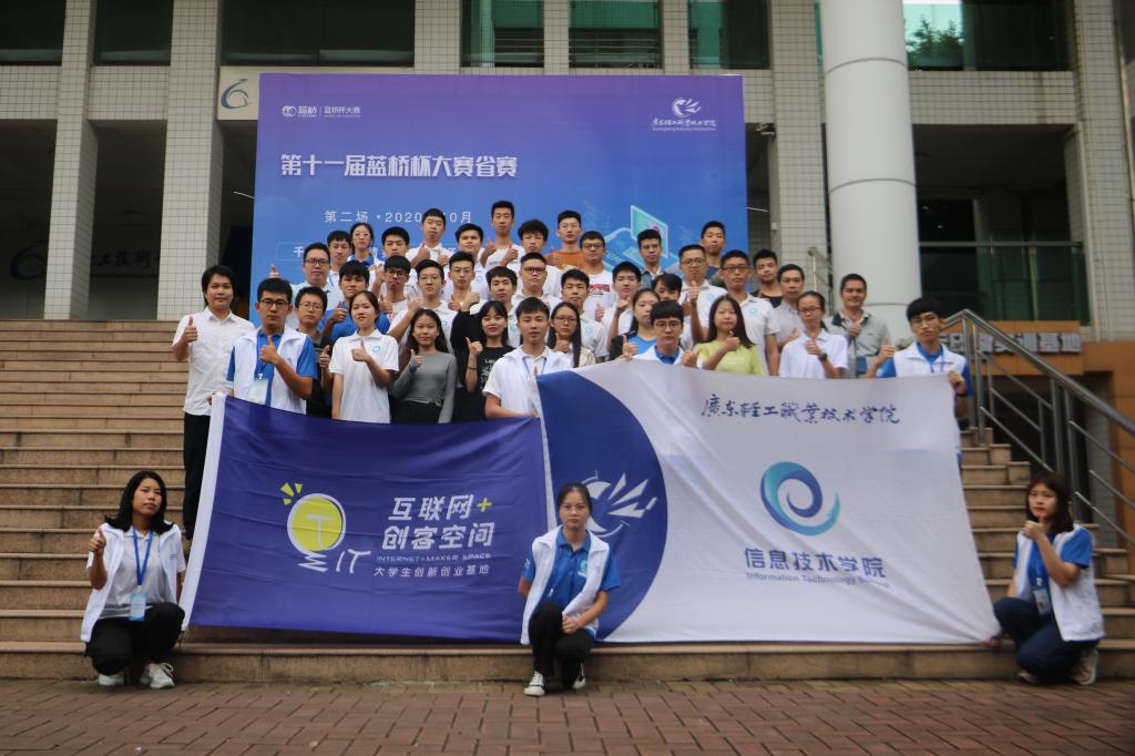 D54EC2DFF19609BDB6FC39CC1B0_99AE7D42_18AD5