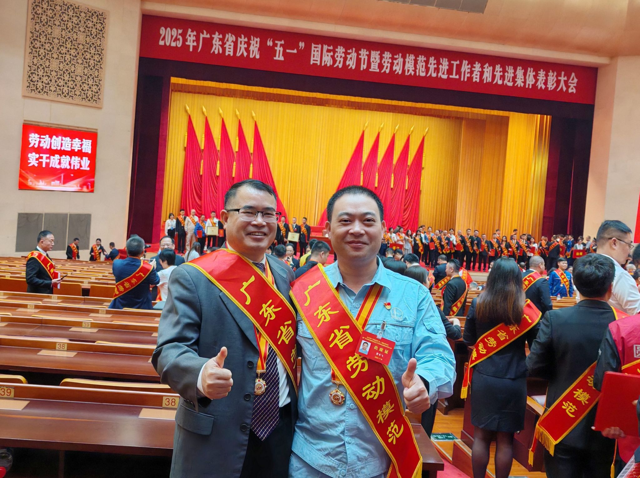 78FCF30DCBB53F155F74315EAF3_7797C34C_76ADD