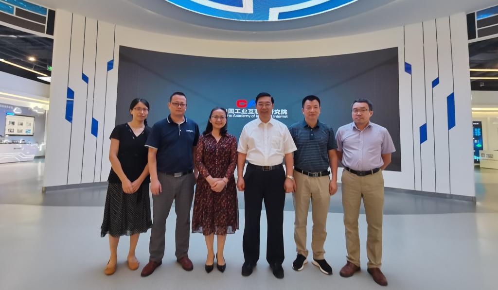 0B51616390E0095FE2F01907E54_ADC40E13_108D9