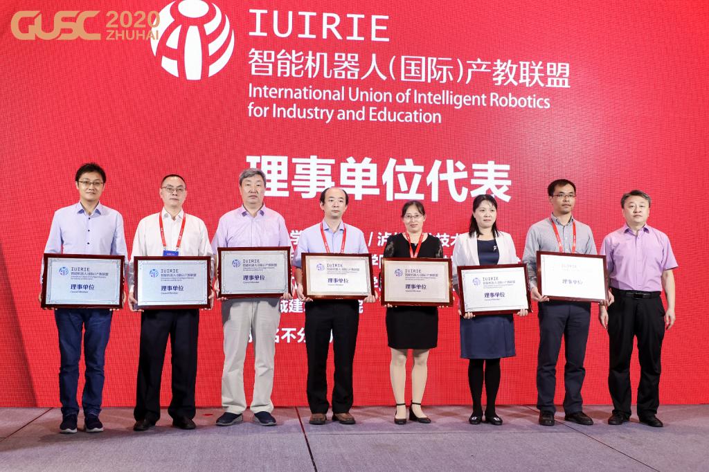 53FA08976D726A5B40FA90FC893_451C35BE_21F43