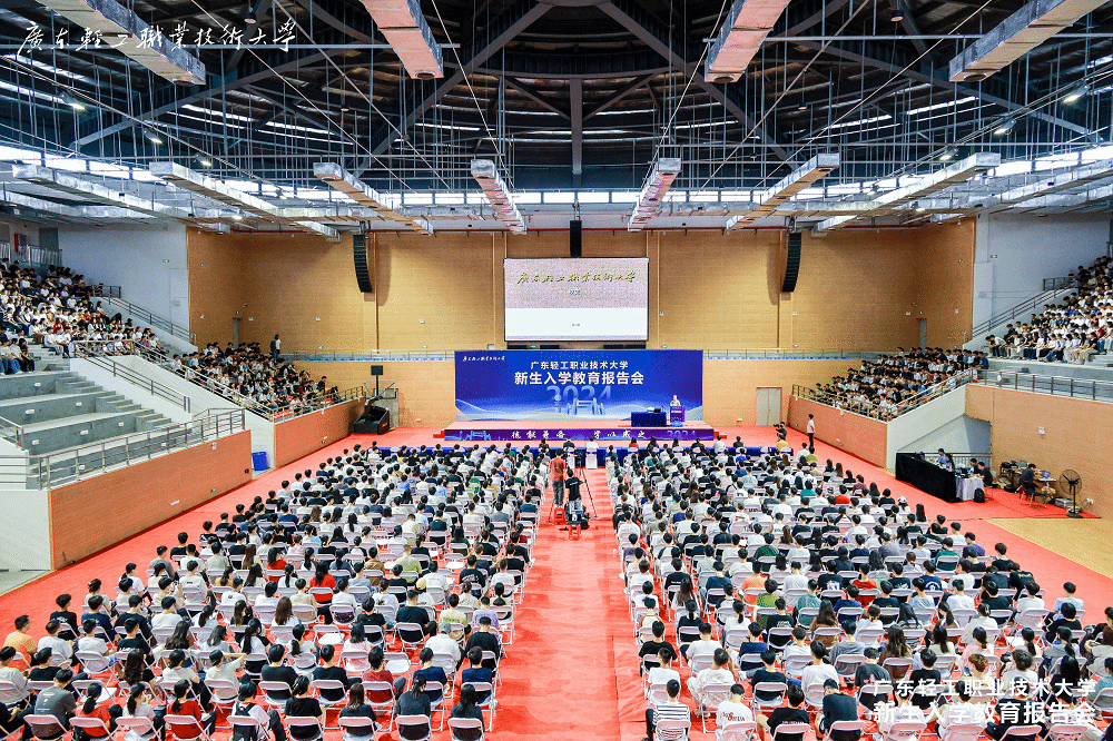 09F950B677420A1FD491DC330AF_38D376B1_6FC04