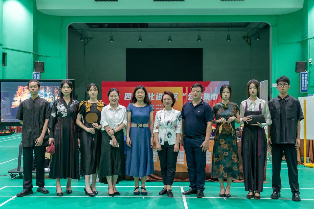 A5205E9BC08408983694C11DB4B_37899037_19BF5