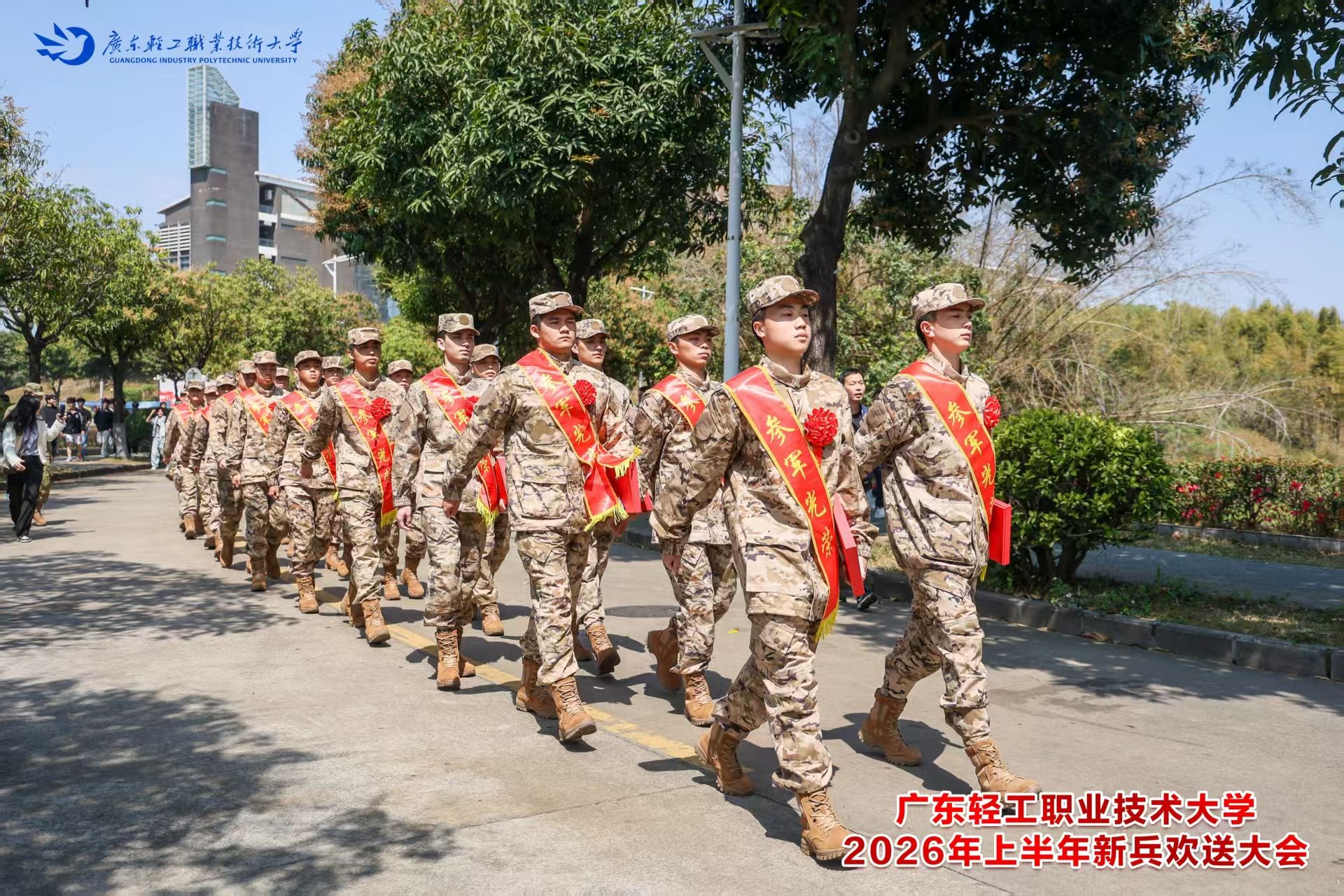 62B21E3147C4FC4D81B587E2BD6_566831D7_8EEAA