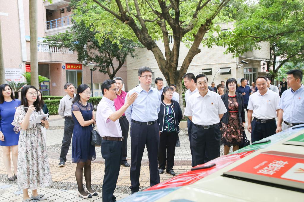 B5AF5CE3B8C9C7978E411D73012_FA6CC77A_24893